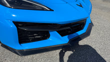 Load image into Gallery viewer, CORVETTE C8 Z06 VISIBLE CARBON FIBER SPLITTER FRONT LIP