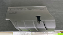Load image into Gallery viewer, 2008-2013 Corvette C6 LS3 Fuel Rail Engine Covers Black OEM GM 19434986