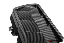 Load image into Gallery viewer, LIGHTWURKZ C8 CORVETTE CARBON FIBER ENGINE COVER