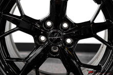 Load image into Gallery viewer, C8 CORVETTE STINGRAY CENTER CAPS