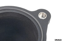 Load image into Gallery viewer, Eventuri Audi C8 RS6 RS7 Hybrid Turbo Inlet Set