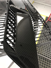 Load image into Gallery viewer, C7 Corvette Z06 Carbon Fiber HydroGraphics Front Fender Scoop Vents Grillles Inserts 2015-2019