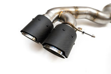 Load image into Gallery viewer, Fabspeed BMW M5 F90 Muffler Bypass Pipes with Quad Style Tips - FS.BMW.F90.MBP
