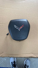 Load image into Gallery viewer, Corvette C7 Z06 Grand Sport Body Color Painted Carbon Fiber Hydro Air Bag Horn Pad