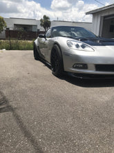 Load image into Gallery viewer, Corvette C6 ZR1 Carbon Fiber Hydro Side Skirts Rocker Panels for Base C6