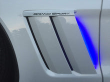 Load image into Gallery viewer, 2010 - 2013 Corvette C6 Grand Sport Carbon Fiber Painted Fender Emblems OEM GM - Labor Only