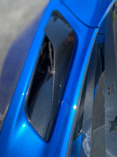 Load image into Gallery viewer, Corvette C7 Z06 Grand Sport Style Carbon Fiber / Painted Rear Quarter Panel Scoop Vents - Upper