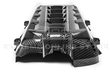 Load image into Gallery viewer, Corvette C8 Stingray Visible Carbon Fiber LT2 Engine Cover