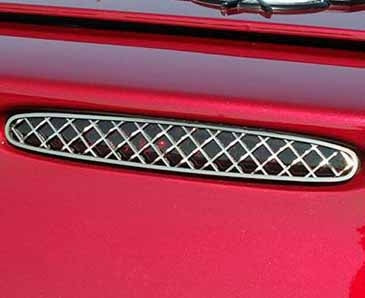 1997-2004 C5/Z06 CORVETTE - 5TH BRAKE LIGHT GRILLE LASER MESH 1PC | POLISHED STAINLESS