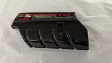 Load image into Gallery viewer, Corvette C6 Carbon Fiber HydroGraphics Custom Painted Engine Covers LS2 LS3 LS7 Z06 Grand Sport
