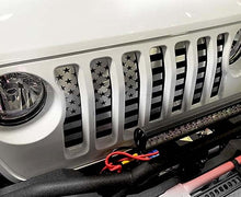 Load image into Gallery viewer, 2018-2023 JEEP WRANGLER JL - FRONT GRILLE AMERICAN FLAG | BRUSHED STAINLESS, CHOOSE LINE COLOR
