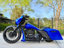 Load image into Gallery viewer, Harley Davidson Carbon Fiber 23&quot; FAT Tire Front Fender 14-23&#39; -  Made by AG Motorsports
