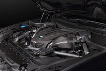 Load image into Gallery viewer, Eventuri BMW G05 X5 / G06 X6 / G07 X7 M50i Black Carbon Intake System
