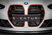 Load image into Gallery viewer, Eventuri BMW G8X M3 / M4 Black Carbon Intake Scoop Set

