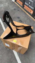 Load image into Gallery viewer, 2005 - 2007 Corvette C6 Carbon Fiber Interior Package #1

