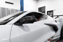 Load image into Gallery viewer, CCS C8 CORVETTE CARBON FIBER MIRROR BOTTOM OVERLAY
