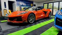 Load image into Gallery viewer, Corvette C8 Z06 Z07 Visible CARBON FIBER Kit Front Splitter Rocker Panels Side Skirts OEM GM
