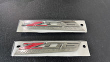 Load image into Gallery viewer, Corvette C7 Z06 Carbon Fiber HydroGraphics Hydro Dipped Custom Painted Front Fender Emblems OEM GM
