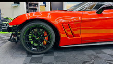 Load image into Gallery viewer, 2010 - 2013 Corvette C6 Grand Sport Front Fenders OEM GM New
