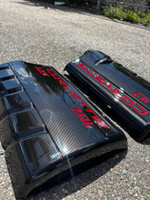 Load image into Gallery viewer, 2005 - 2013 Corvette C6 LS2 LS3 LS7 Carbon Fiber / Custom Painted Fuel Rail Engine Covers - Labor Only
