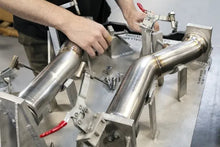 Load image into Gallery viewer, Lamborghini Gallardo SOUL Cat Bypass Pipes
