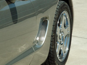 1997-2004 C5/Z06 CORVETTE - SIDE VENT GRILLES 2PC | PERFORATED W/POLISHED FINISH