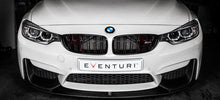 Load image into Gallery viewer, Eventuri BMW F8X M3 / M4 Black Carbon Air Scoop Set

