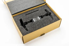 Load image into Gallery viewer, JQ Werks Madtrace® Clubsport Magnetic Paddle Shifters For PORSCHE
