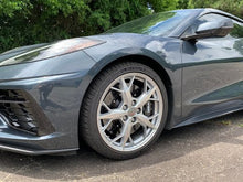 Load and play video in Gallery viewer, AP RACING BY ESSEX RADI-CAL COMPETITION BRAKE KIT (FRONT 9668/372MM) - C8 CORVETTE

