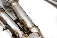 Load image into Gallery viewer, Fabspeed Lamborghini Aventador SVJ Sport Catalytic Converters - FS.LAM.AVRSVJ.SC
