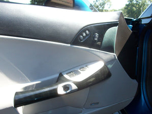 Corvette C6 Carbon Fiber HydroGraphics / Body Color Painted Interior Door Pull Handles
