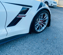 Load image into Gallery viewer, 2014 - 2019 Corvette C7 Z06 Grand Sport Stingray Front Splitter - Carbon Fiber / Custom Painted
